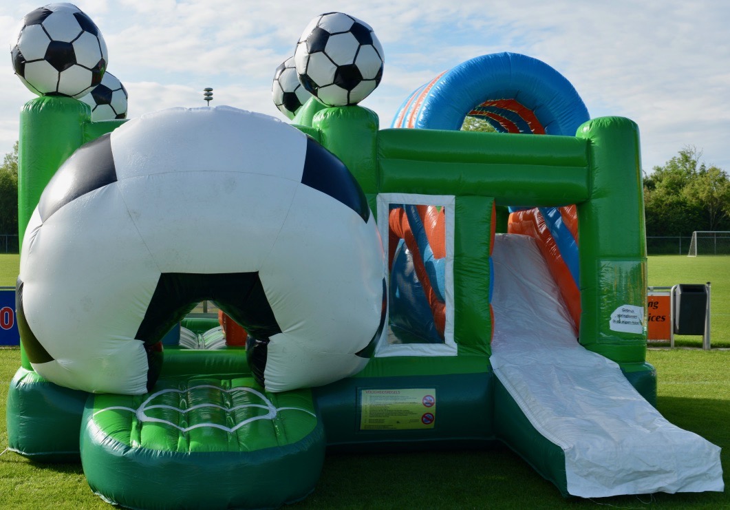 Voetbal springkussen